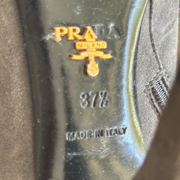 Prada Suede Knee High Boot Cone Heel Gray 37.5 IT 7.5 US NIB MSRP $1400 - Picture 11 of 14